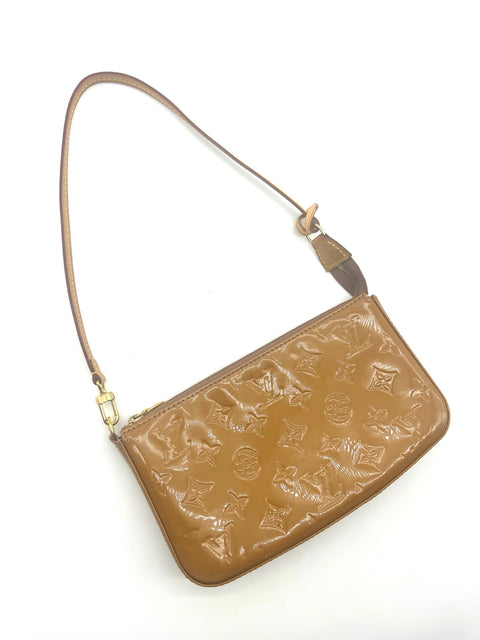 Louis Vuitton Monogram Vernis Leather Pochette Accessoires