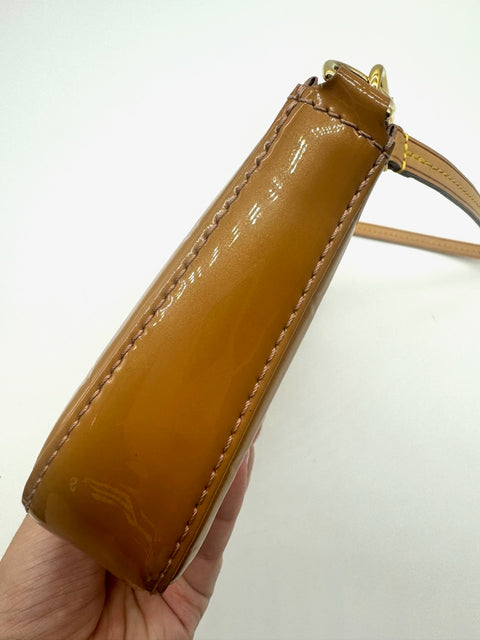 Louis Vuitton Monogram Vernis Leather Pochette Accessoires