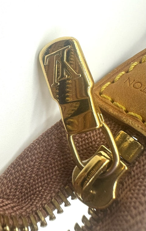 Louis Vuitton Monogram Vernis Leather Pochette Accessoires
