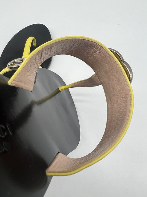 Gucci Leather Thong Sandal With Double G