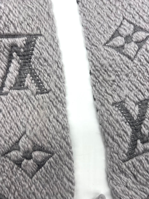 Louis Vuitton Logomania Scarf