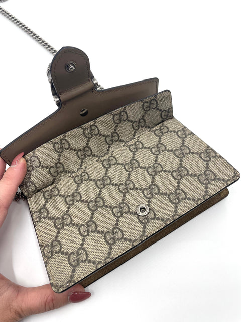 Gucci Dionysus GG Supreme Super Mini Bag