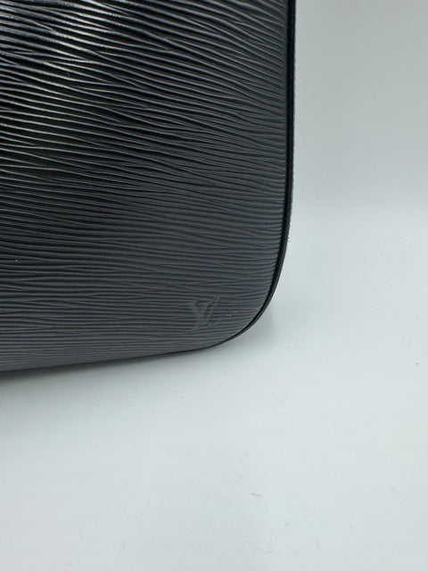 Louis Vuitton Black Epi Leather Reverie Shoulder Bag