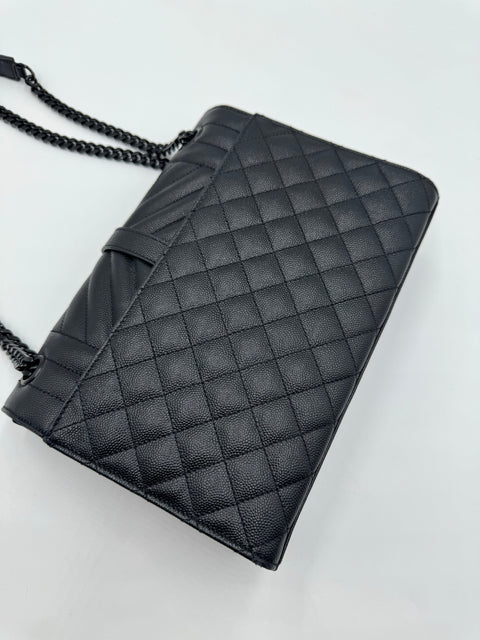 Saint Laurent Envelope Medium Leather Shoulder Bag