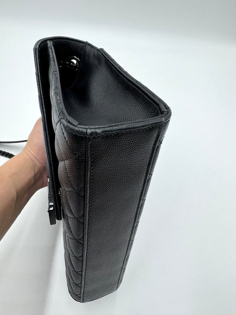 Saint Laurent Envelope Medium Leather Shoulder Bag