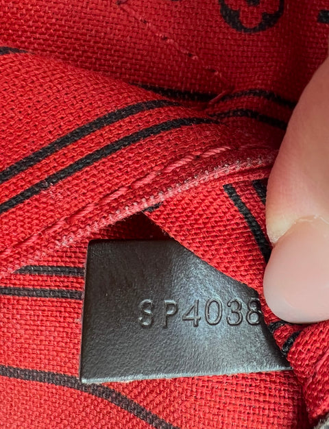 Louis Vuitton Neverfull MM