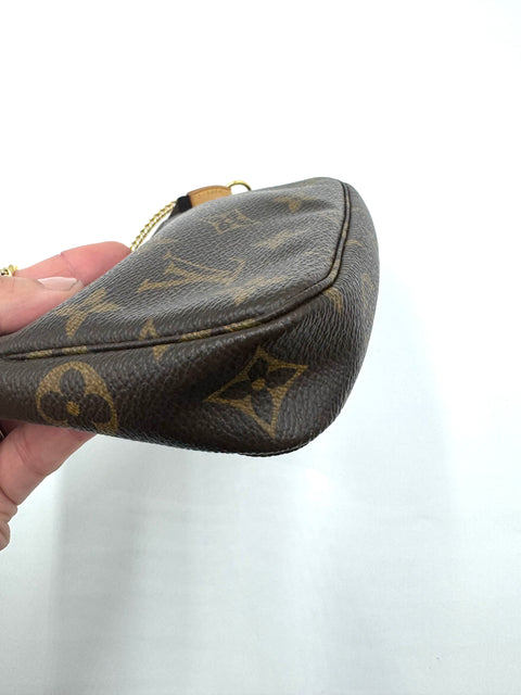 Louis Vuitton Mini Pochette Accessoires