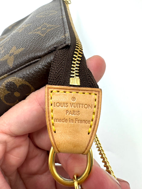 Louis Vuitton Mini Pochette Accessoires