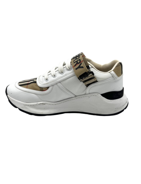 Burberry Sneakers