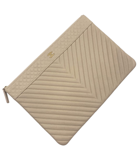 Chanel Caviar Leather O-Case Zip Pouch Clutch