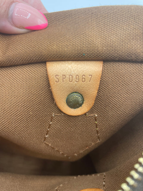 Louis Vuitton Speedy 25