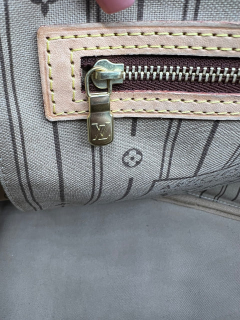 Louis Vuitton Neverfull MM