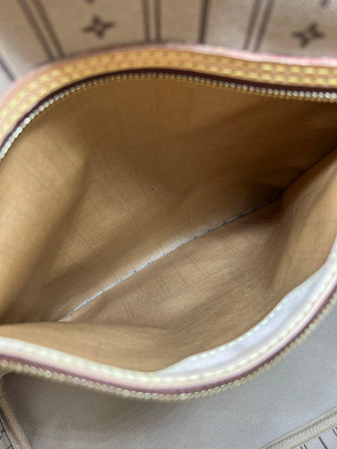 Louis Vuitton Neverfull MM