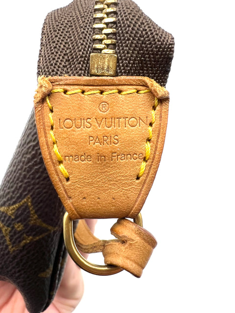 Louis Vuitton Pochette Accessories