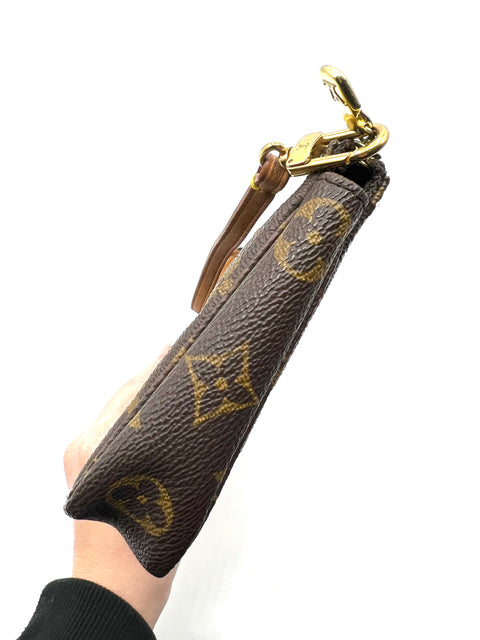 Louis Vuitton Pochette Accessories