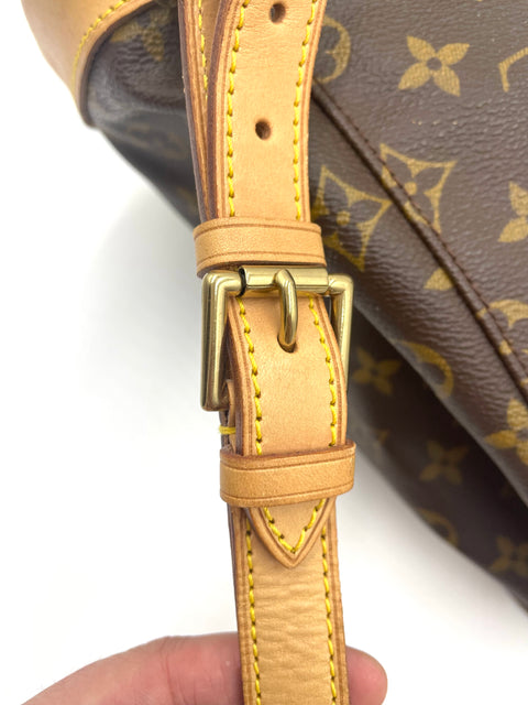 Louis Vuitton Montsouris MM
