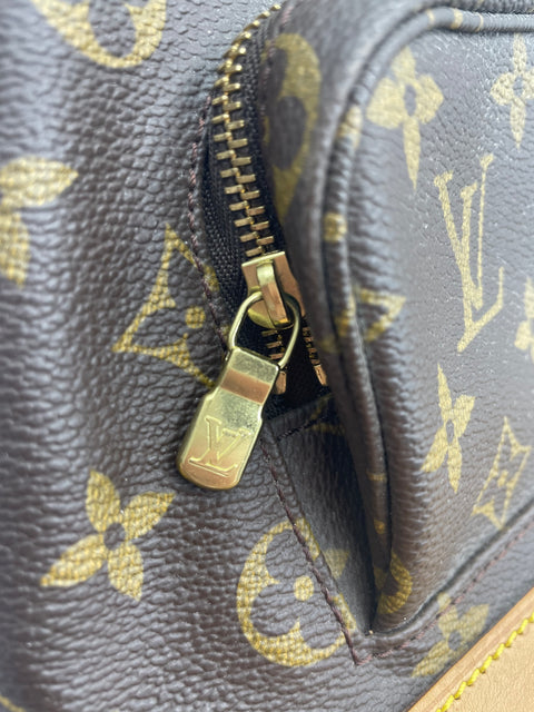 Louis Vuitton Montsouris MM