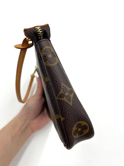 Louis Vuitton Pochette Accessories