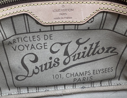 Louis Vuitton Neverfull PM