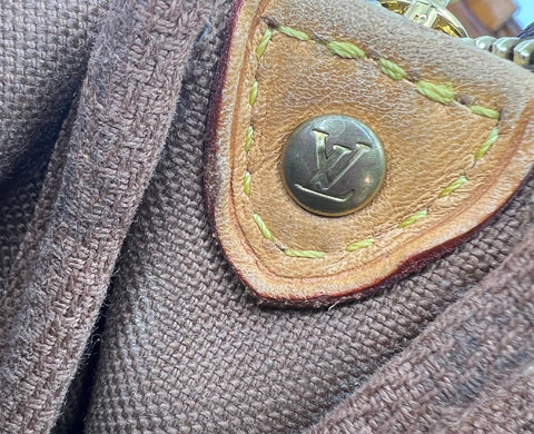 Louis Vuitton Eva Pochette Bag