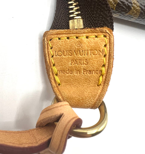 Louis Vuitton Pochette Accessories