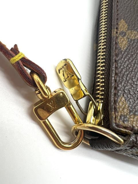 Louis Vuitton Pochette Accessories
