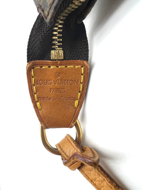 Louis Vuitton Pochette Accessories