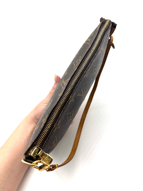 Louis Vuitton Pochette Accessories