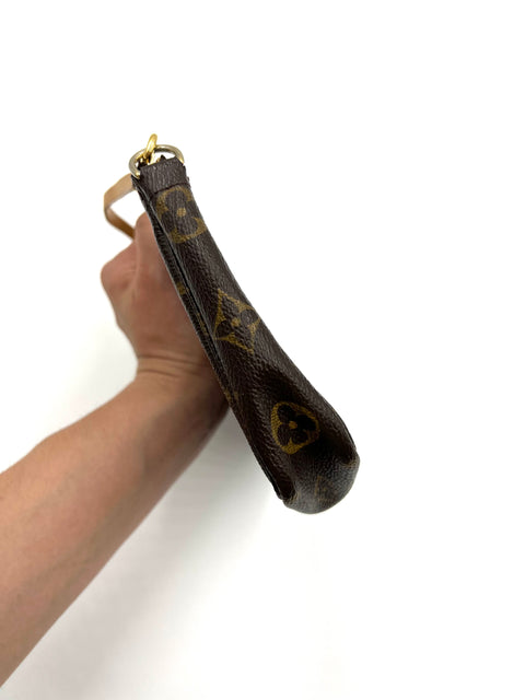Louis Vuitton Pochette Accessories