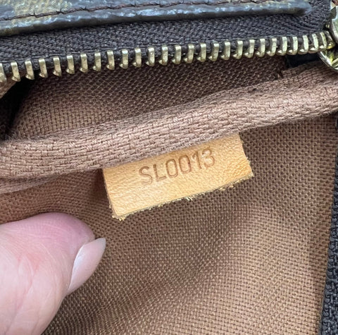 Louis Vuitton Pochette Accessories