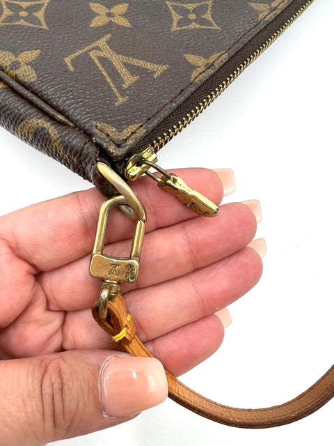 Louis Vuitton Pochette Accessories