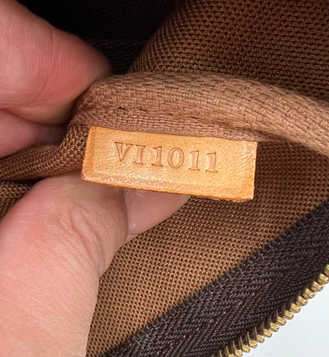 Louis Vuitton Pochette Accessories