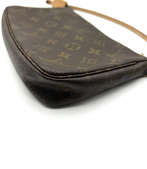 Louis Vuitton Pochette Accessories