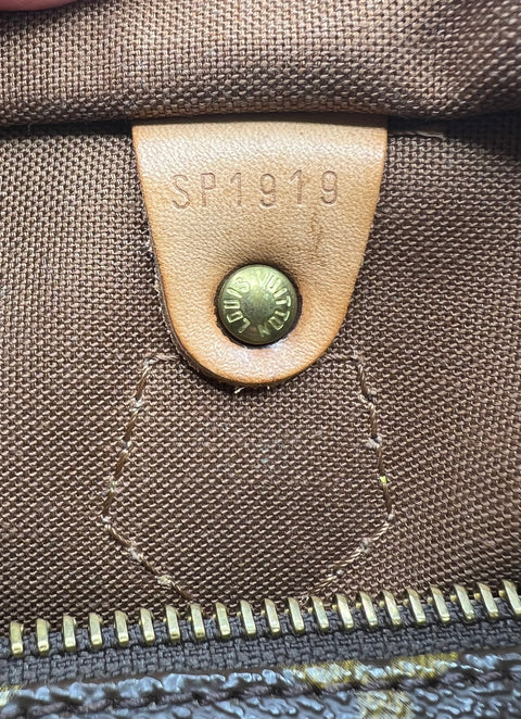 Louis Vuitton Speedy 30