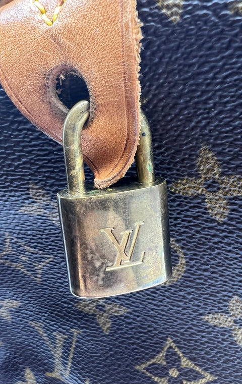 Louis Vuitton Speedy 30
