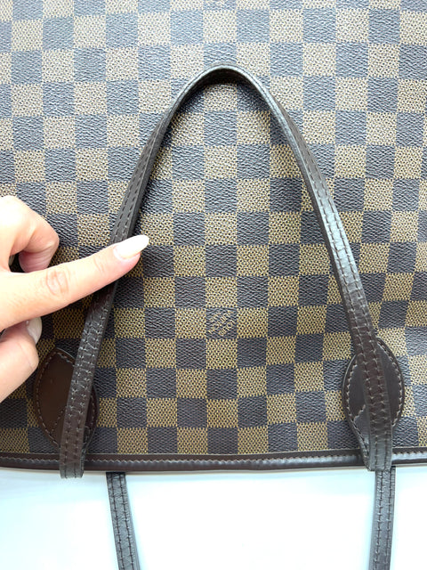 Louis Vuitton Neverfull MM