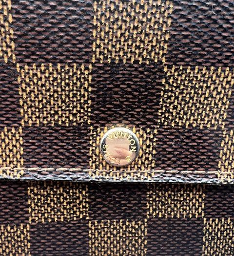 Louis Vuitton Sarah Wallet in Damier Ebene