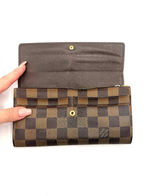 Louis Vuitton Sarah Wallet in Damier Ebene