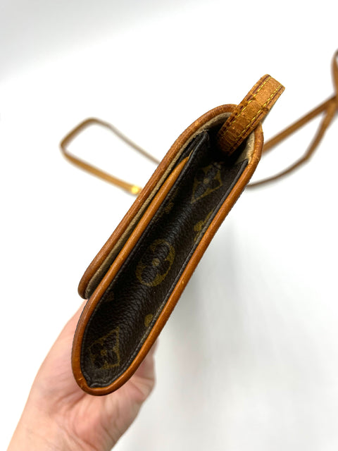 Louis Vuitton Twin Pochette GM