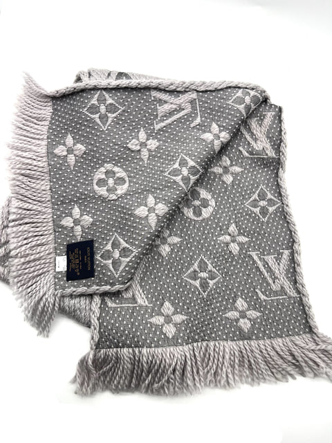 Louis Vuitton Logomania Scarf