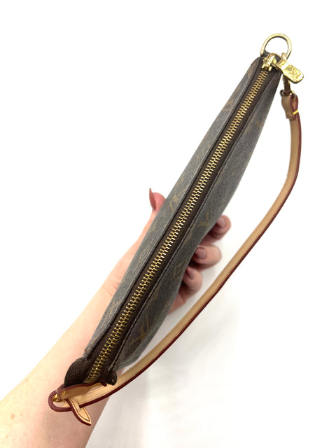 Louis Vuitton Pochette Accessories