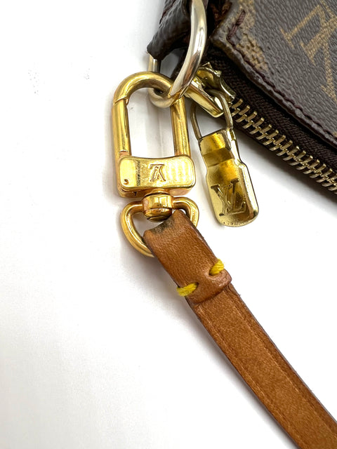 Louis Vuitton Pochette Accessories