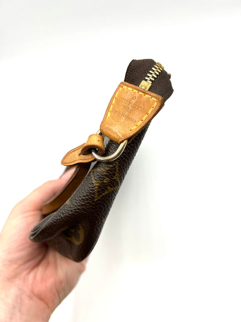 Louis Vuitton Pochette Accessories