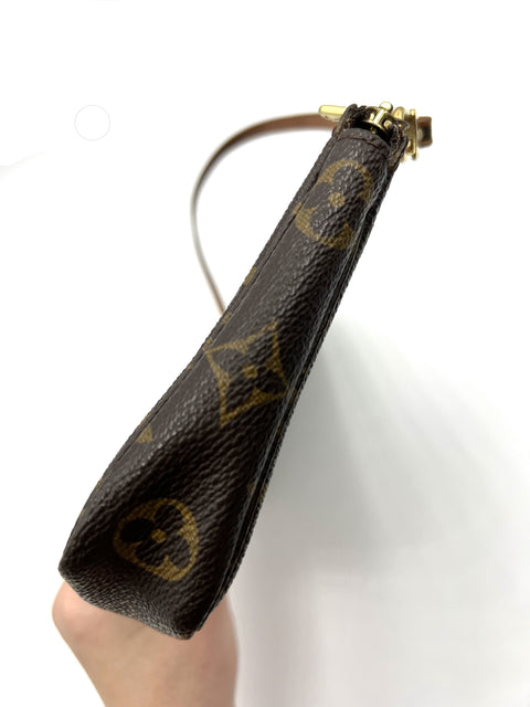 Louis Vuitton Pochette Accessories