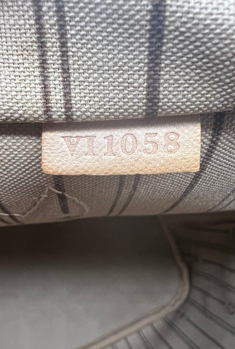Louis Vuitton Neverfull MM
