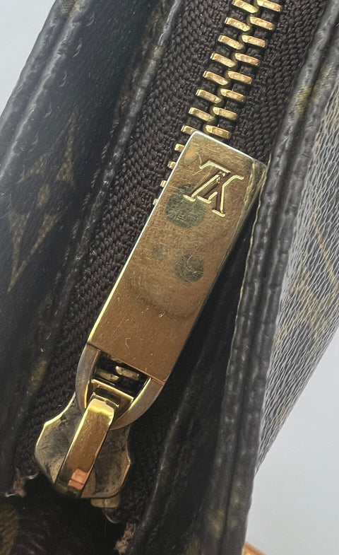 Louis Vuitton Trotteur Crossbody Bag