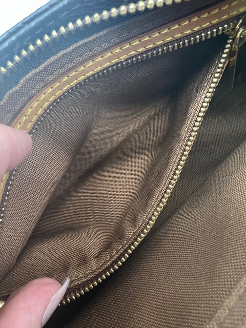 Louis Vuitton Trotteur Crossbody Bag