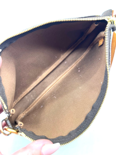 Louis Vuitton Pochette Accessories