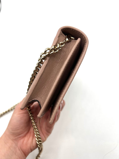 Gucci Wallet on Chain