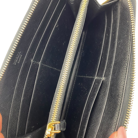 Prada Wallet in Saffiano Leather